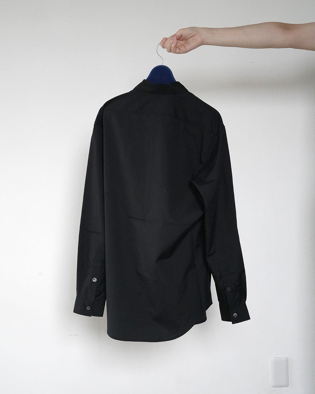 KHOKI Applique detail shirts BK