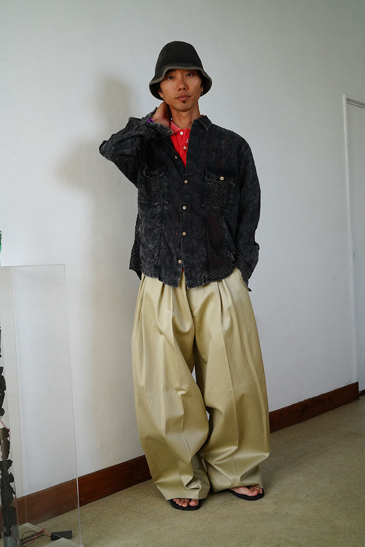 khoki Tuck detail cotton pants