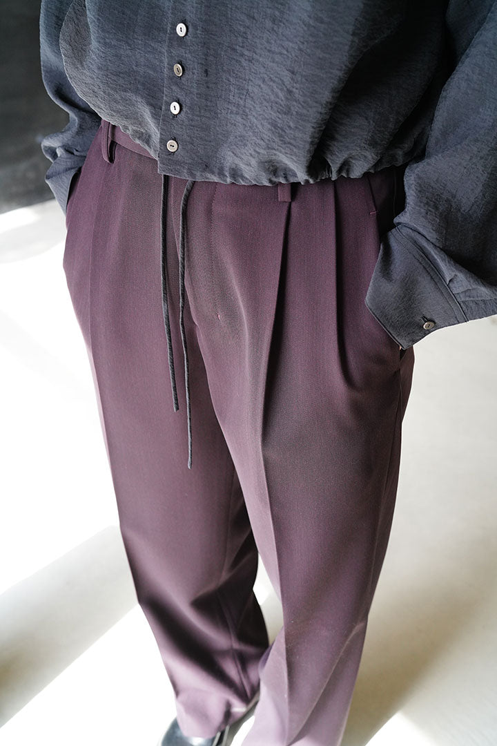 irenisa two-tucks-wide-trousers-burgundy