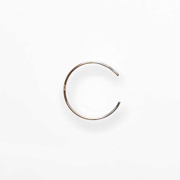 26 letters earring "C"