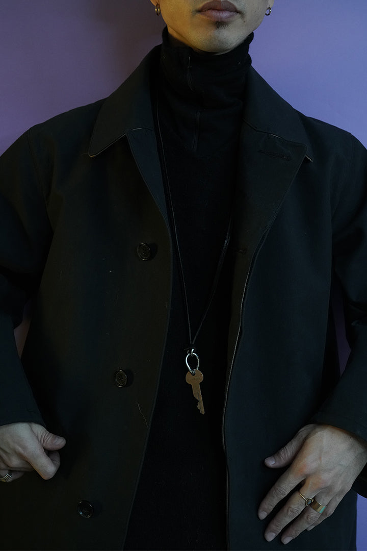 CHAIN NECK HOLDER