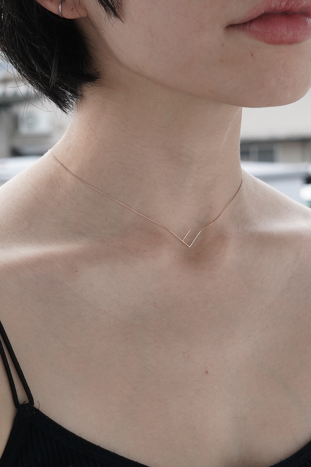 26 letters necklace "F"