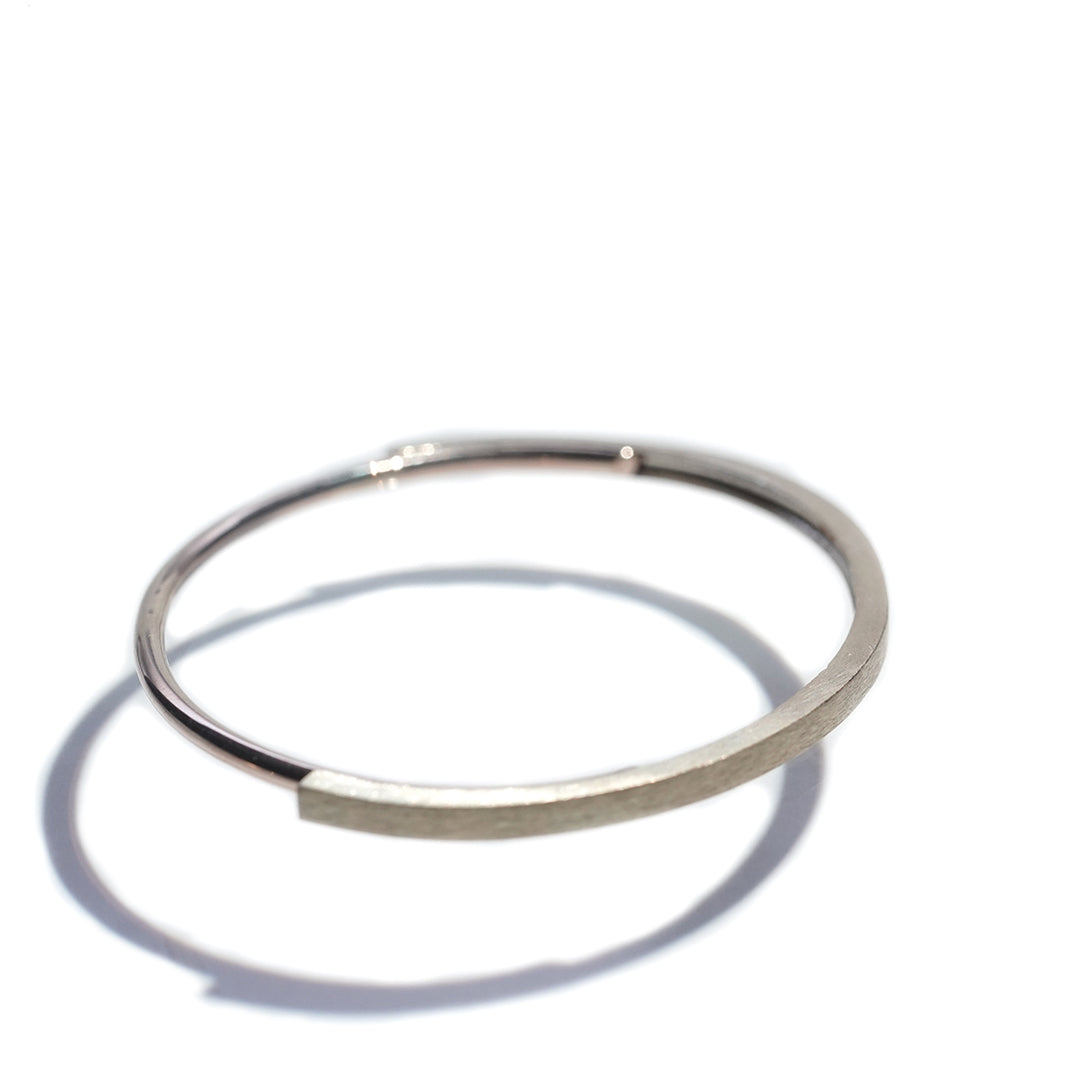 FUNCTION BANGLE SQUARE