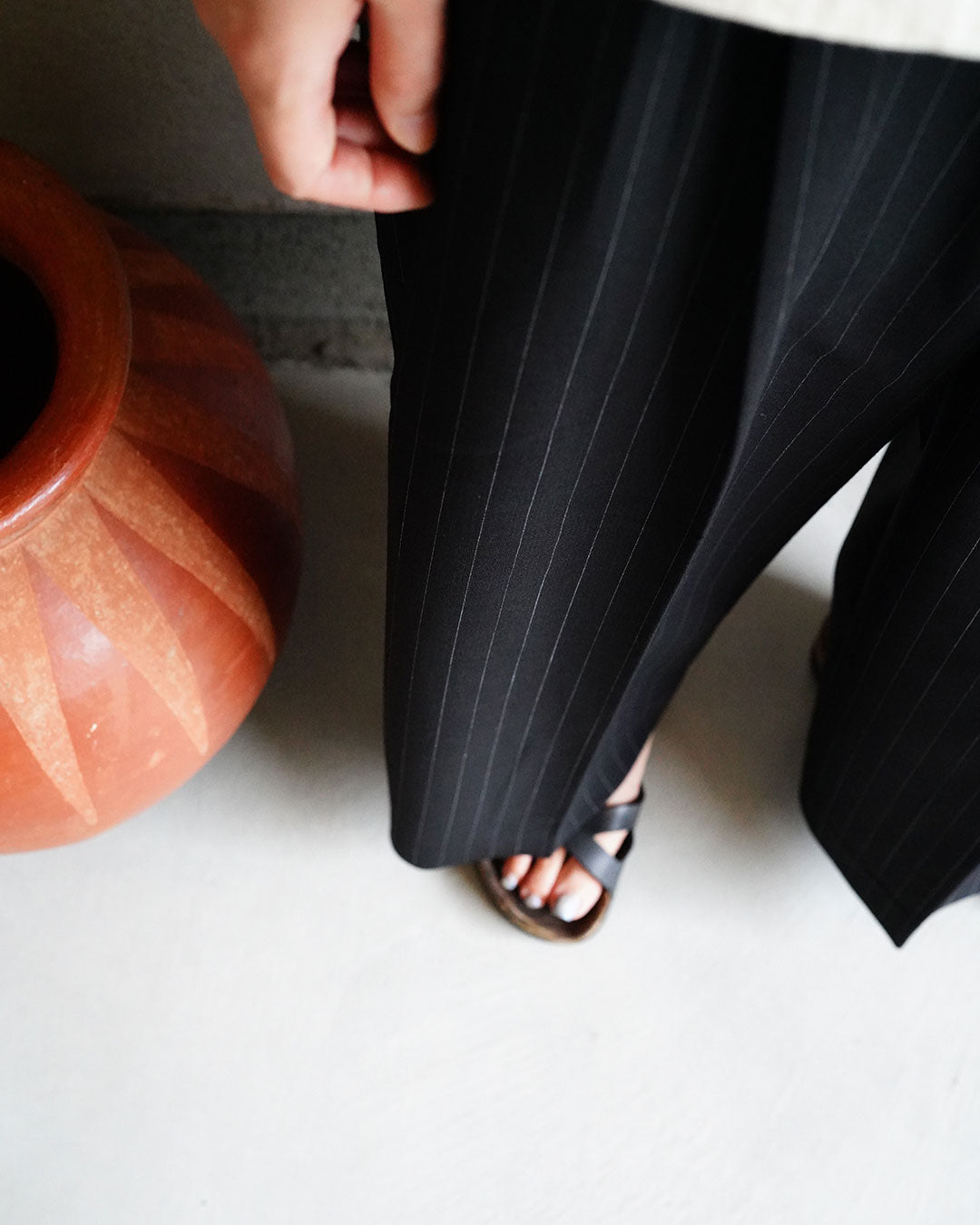 khoki Pleats bonded wool pants