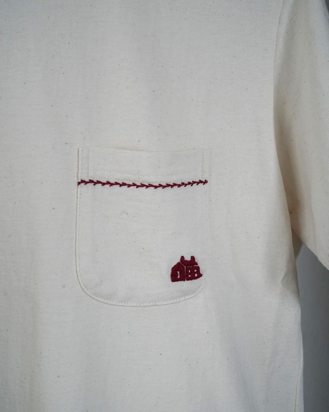KHOKI Hand-embroidered T-shirt