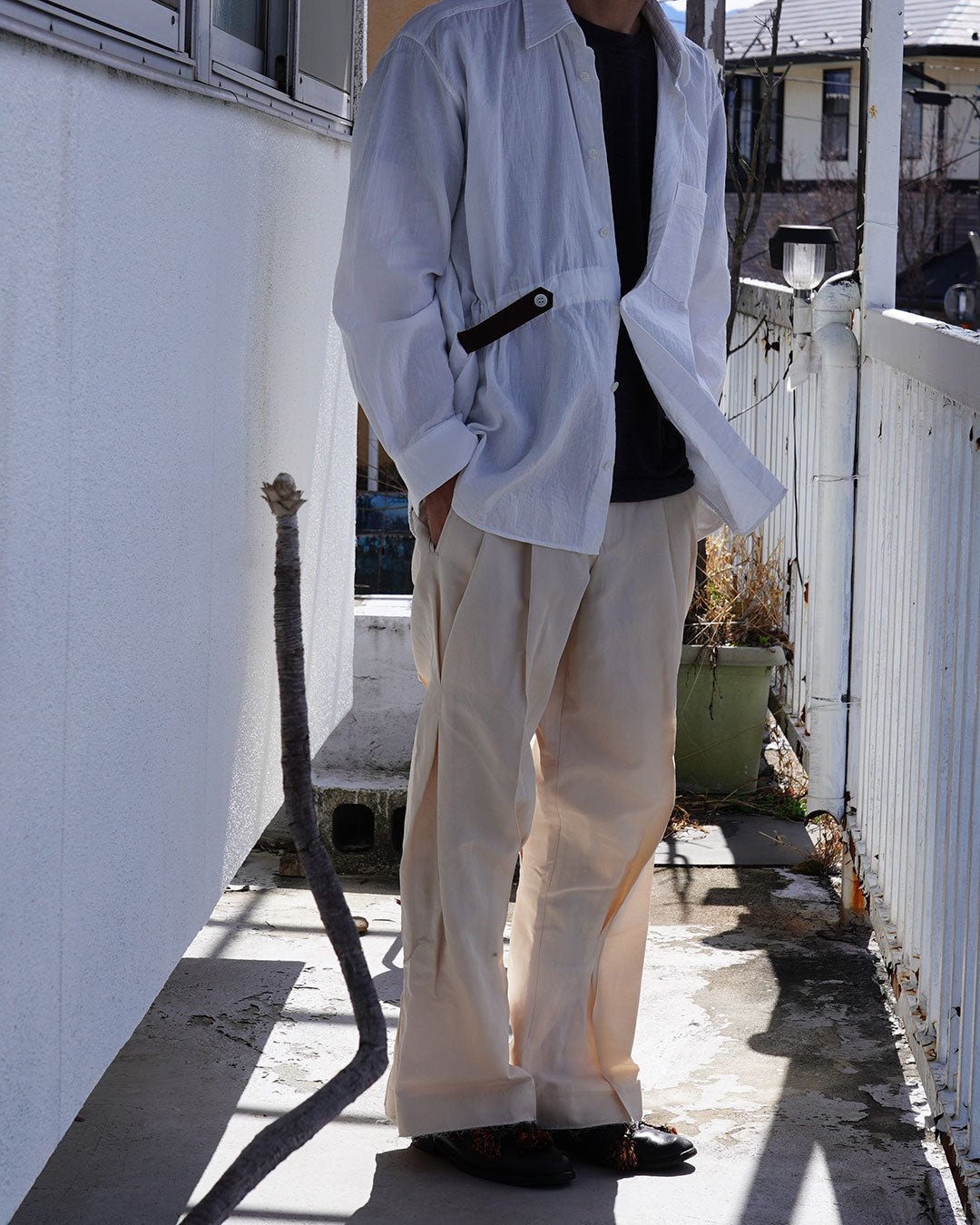 khoki Pleated Chino Pants