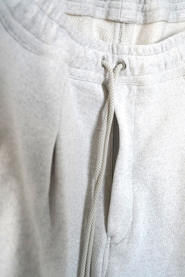 Pleated Balloon Sweat Shorts – senes