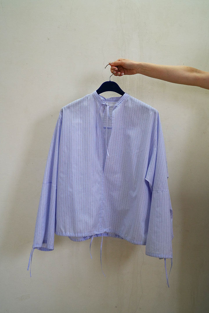 irenisa SLIT NECK SHIRT BLOUSE