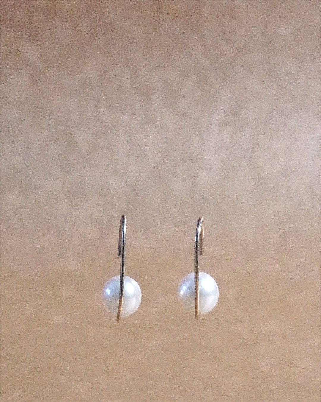 minimum pearl pierce