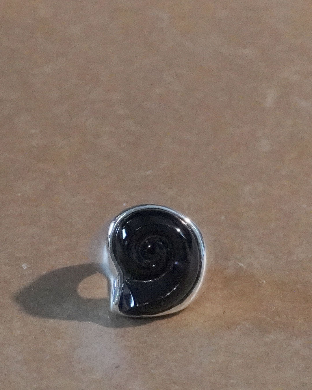 onyx ammonite ring