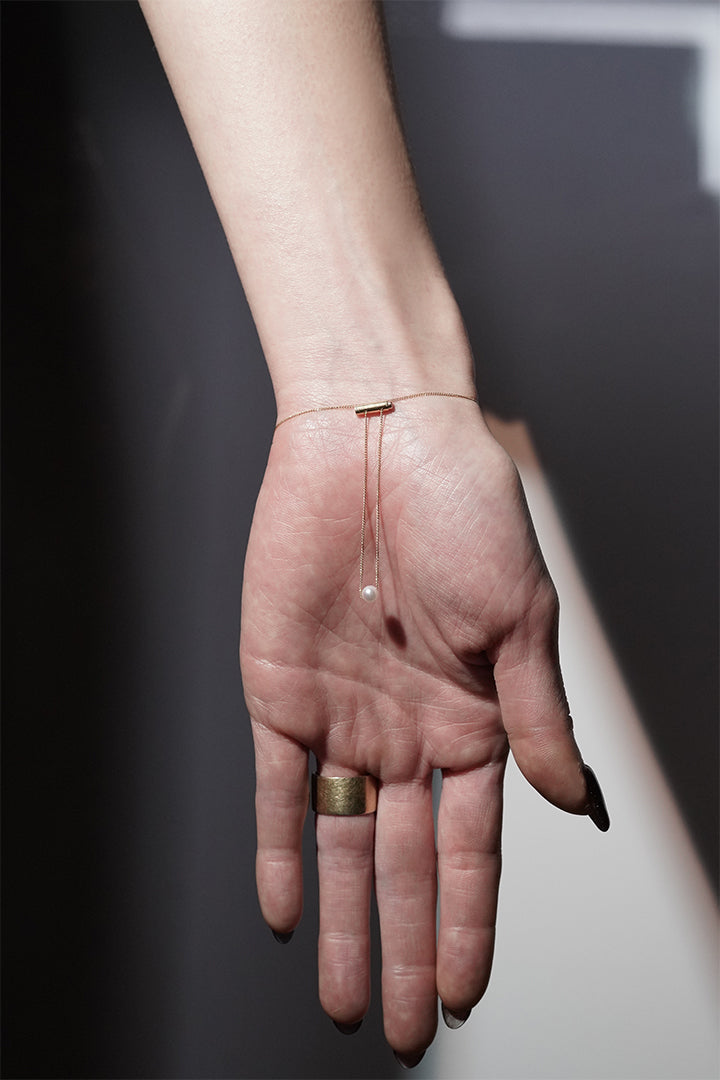 stopper akoya bracelet