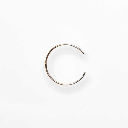 26 letters earring "C"