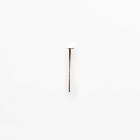 26 letters earring "I"