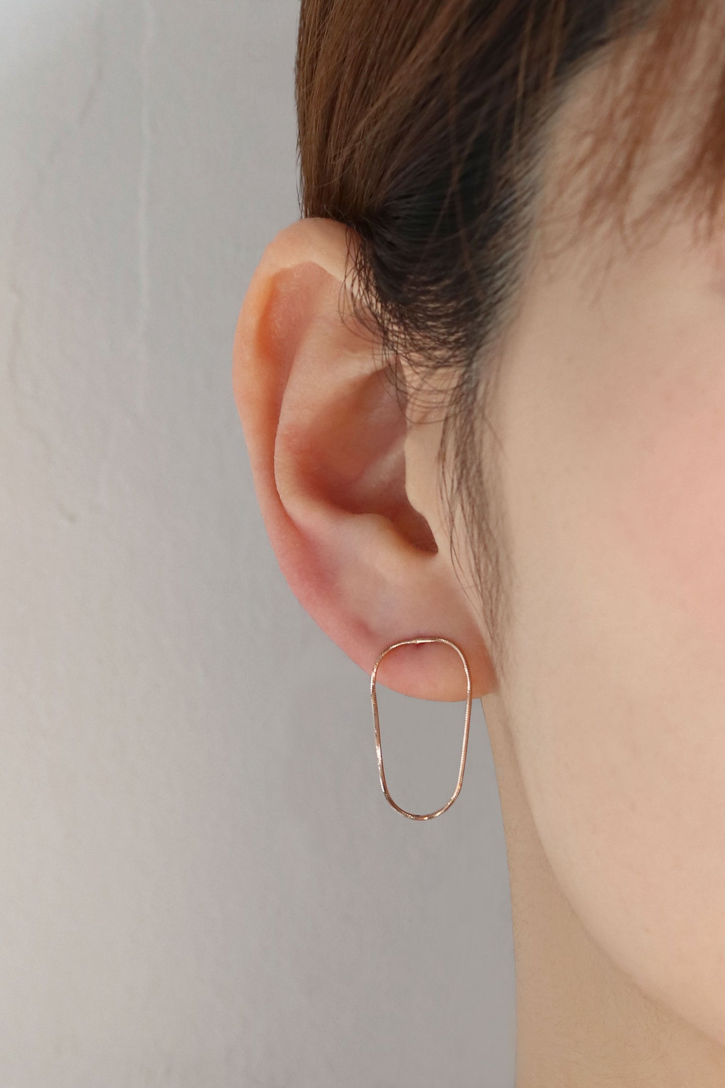 CIRCLE SHORT EARRING